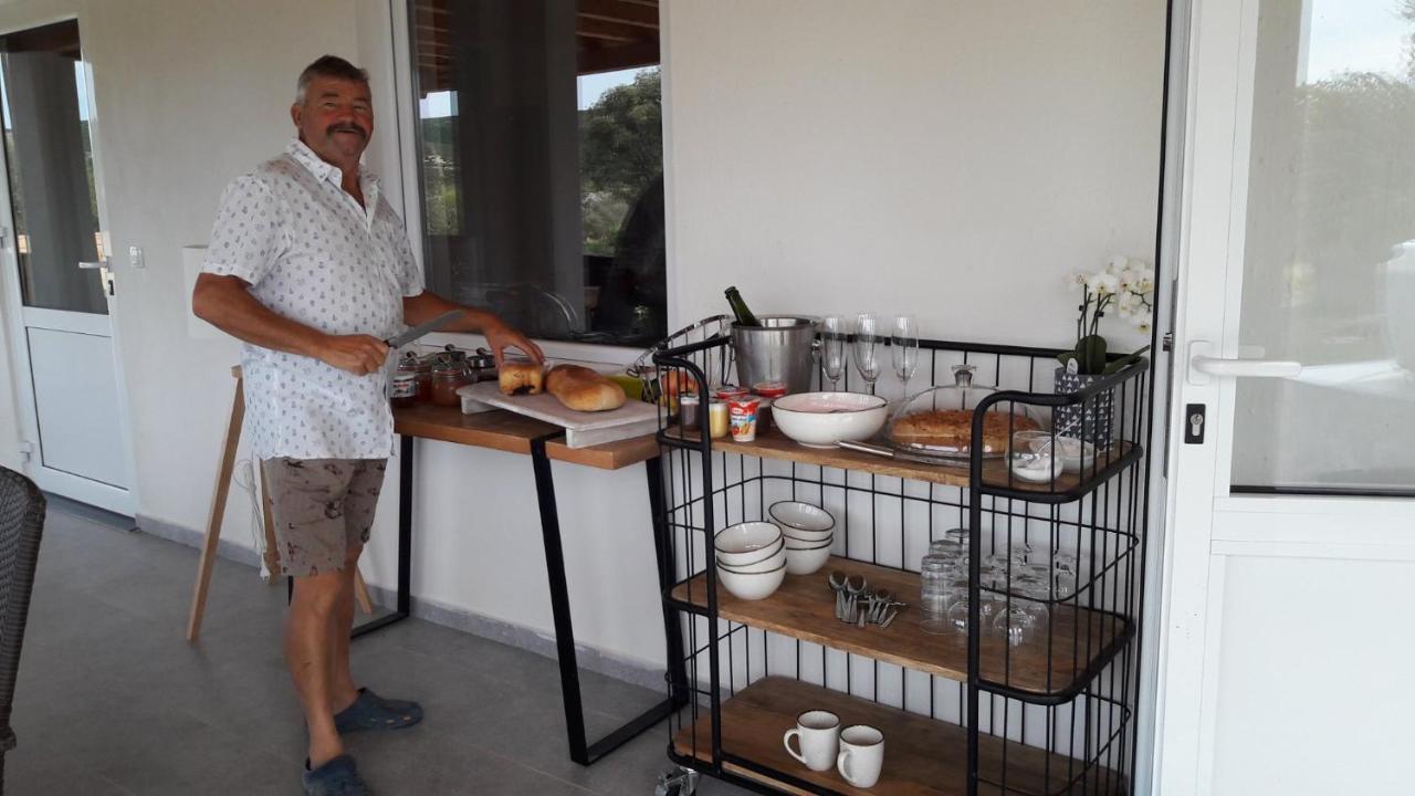 Hotel B&B Mama Mia Obrovac Kültér fotó